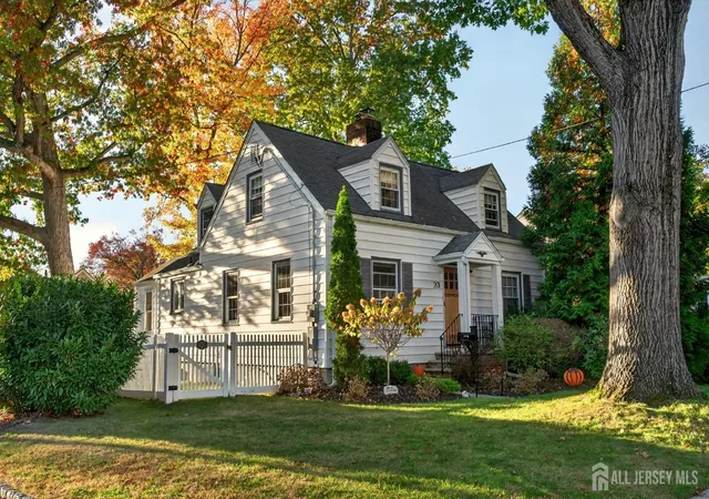 Single family home for sale at 201 Arbor St, Cranford, NJ 07016 | MLS# 2707010R | Listing updated on 2026-10-29