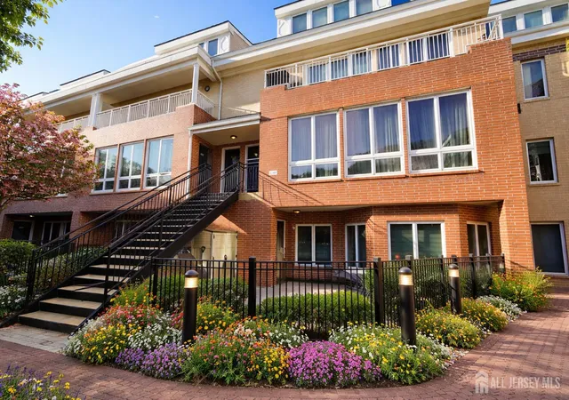 Homes for sale in Perth Amboy, NJ | 368 Rector St #307, Perth Amboy, NJ 08861 | MLS# 2614465R