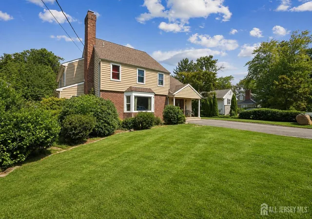 2nd image of 289 Franklin Rd, North Brunswick, NJ 08902 | MLS# 2702960R