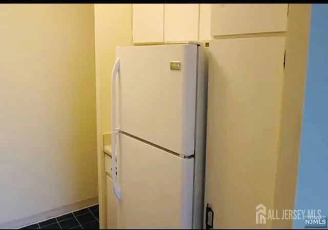 Listing Photo 5 - Condo for sale in building located at 7000 Kennedy Blvd, Guttenberg, NJ 07093 - Unit #149I