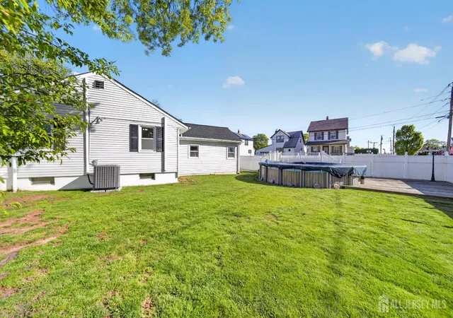 24th image of 383 Carteret Ave, Carteret, NJ 07008 | MLS# 2614701R