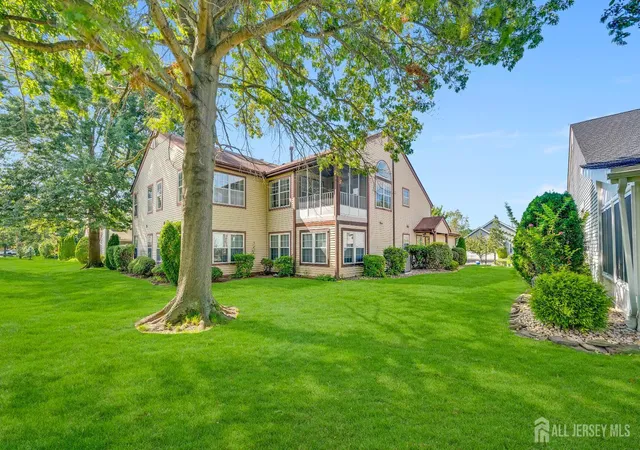 3rd image of 8 Ingram Dr #D, Monroe, NJ 08831 | MLS# 2703329R