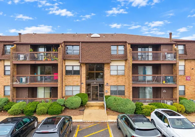 Condo for sale at 1507 Raspberry Ct, Edison, NJ 08817 | MLS# 2706374R