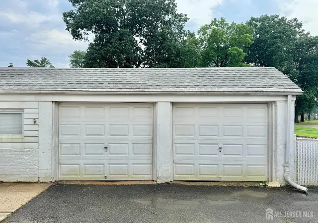 3rd image of 674 Cedar St, Colonia, NJ 07067 | MLS# 2701673R
