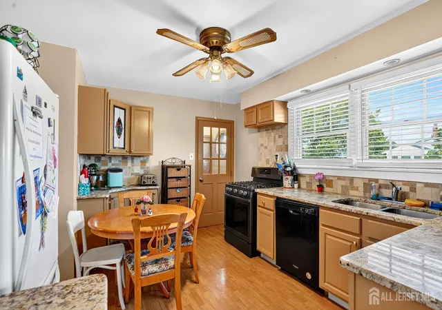 Homes for sale in Carteret, NJ | 23 Monroe Ave, Carteret, NJ 07008 | MLS# 2700171R