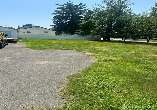 4th image of 109 Tompkins Ave, South Plainfield, NJ 07080 | MLS# 2700630R