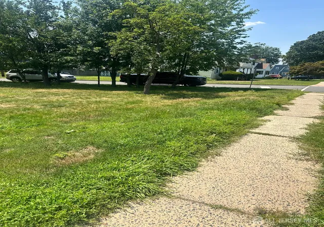 5th image of 109 Tompkins Ave, South Plainfield, NJ 07080 | MLS# 2700630R