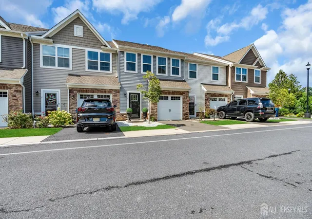 5th image of 8 Athens Wy, Cliffwood, NJ 07721 | MLS# 2703011R