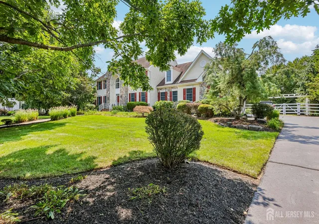 1st image of 4 Goldfinch Ct, Plainsboro, NJ 08536 | MLS# 2700786R