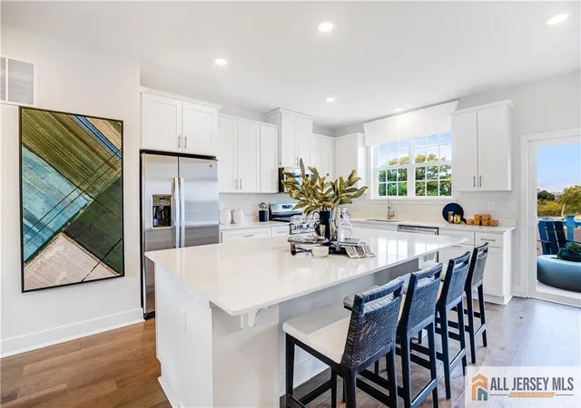 4th image of 110 Fred Clark Dr, Pennington, NJ 08534 | MLS# 2770278M