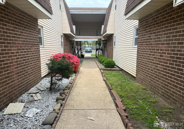 2nd image of 13 2 Florence Tollgate, Florence, NJ 08518 | MLS# 2700978R