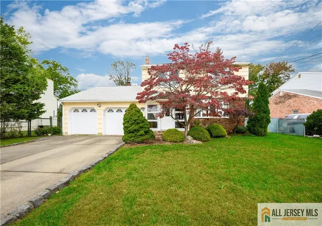 Photo 3 of Single family home for sale at 12 W Clark Pl, Colonia, NJ 07067 | MLS# 2660695M | Listing updated on 2026-03-10