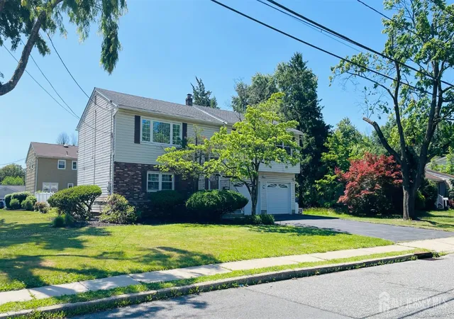 Homes for sale in North Brunswick, NJ | 950 Newton St, North Brunswick, NJ 08902 | MLS# 2617216R