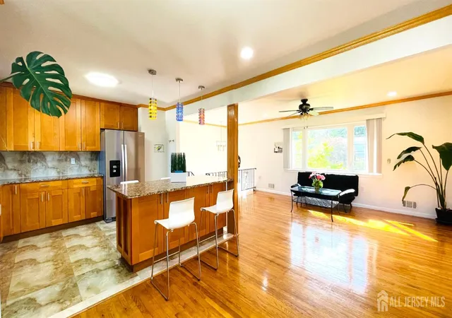 Homes for sale in North Brunswick, NJ | 950 Newton St, North Brunswick, NJ 08902 | MLS# 2617216R