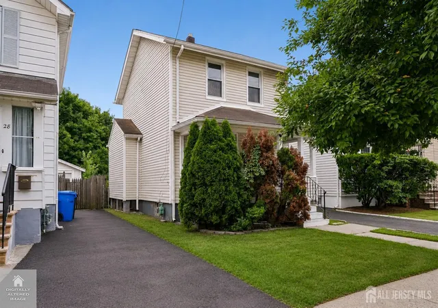 Homes for sale in Metuchen, NJ | 26 Charles St, Metuchen, NJ 08840 | MLS# 2700181R