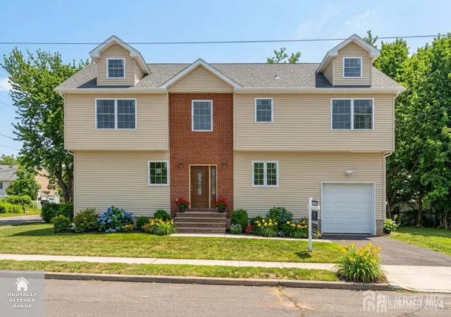 Homes for sale in Franklin Twsp, NJ | 31 Davis Ave, Franklin Twsp, NJ 08873 | MLS# 2617597R