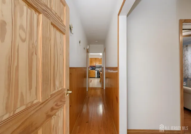 4th image of 27 S Robert St S, Sewaren, NJ 07077 | MLS# 2701009R