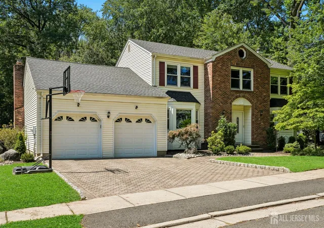 1st image of 2 Link Pl, Edison, NJ 08820 | MLS# 2702531R