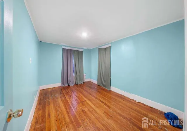 Homes for sale in Sewaren, NJ | 88 Woodbridge Ave, Sewaren, NJ 07077 | MLS# 2616868R