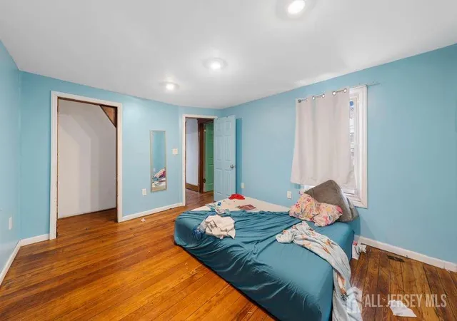 Homes for sale in Sewaren, NJ | 88 Woodbridge Ave, Sewaren, NJ 07077 | MLS# 2616868R