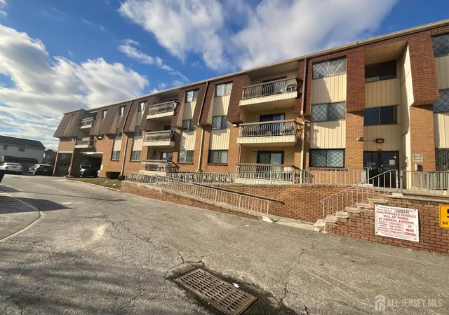 Homes for sale in Linden, NJ | 1190 W Saint Georges Ave #A 45, Linden, NJ 07036 | MLS# 2609243R