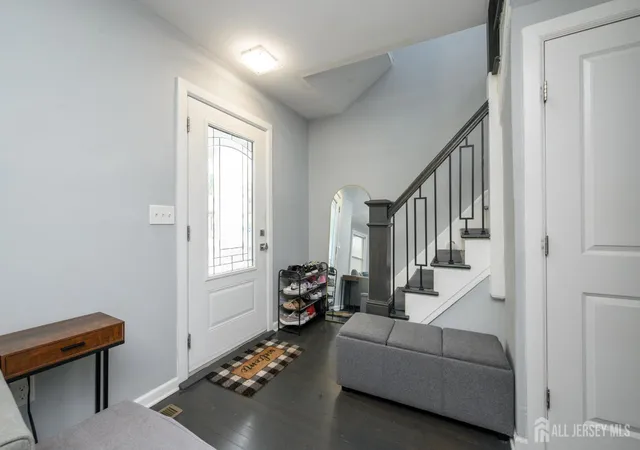 Photo 4 of Single family home for sale at 708 E Grand Ave, Rahway, NJ 07065 | MLS# 2702580R | Listing updated on 2026-08-27