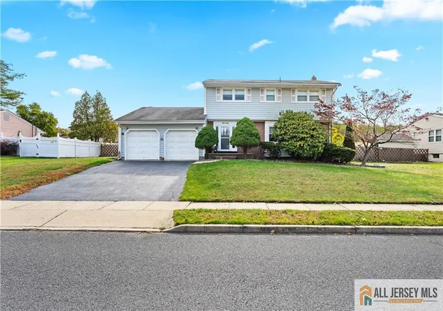 Photo 2 of Single family home for sale at 70 Creamer Dr, Sayreville, NJ 08872 | MLS# 2660767M | Listing updated on 2026-02-27