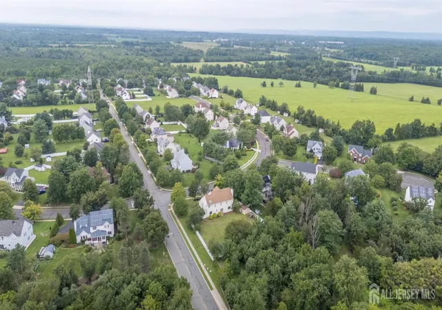 44th image of 2 Garden Hills Dr, Franklin, NJ 08873 | MLS# 2703274R