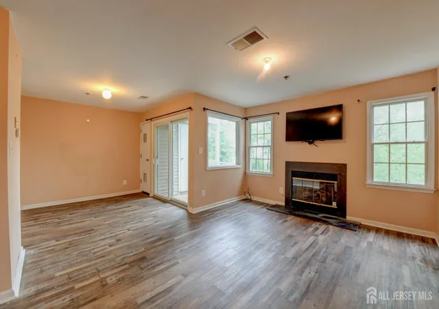 Homes for sale in New Brunswick, NJ | 1121 Edpas Rd, New Brunswick, NJ 08901 | MLS# 2700537R