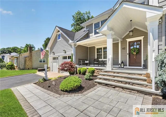 Homes for sale in Colonia, NJ | 43 Pennington Ave, Colonia, NJ 07067 | MLS# 2662273M