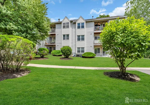 Homes for sale in Keyport, NJ | 231 Atlantic St #39, Keyport, NJ 07735 | MLS# 2618090R