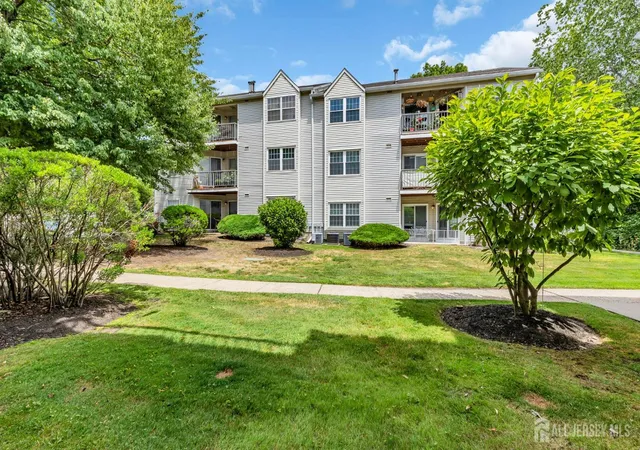 Homes for sale in Keyport, NJ | 231 Atlantic St #39, Keyport, NJ 07735 | MLS# 2618090R