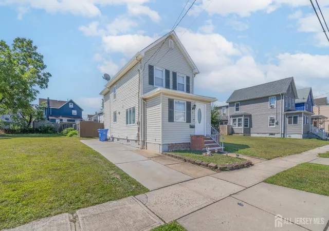 Photo 2 of Single family home for sale at 26 Water St, South River, NJ 08882 | MLS# 2603946R | Listing updated on 2025-10-07