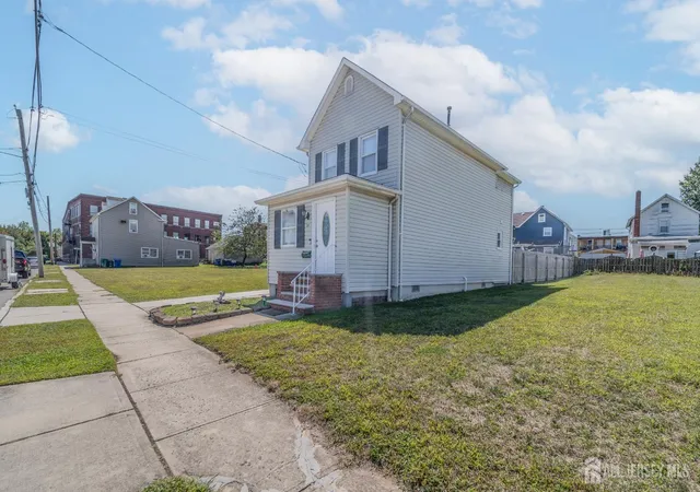 Photo 3 of Single family home for sale at 26 Water St, South River, NJ 08882 | MLS# 2603946R | Listing updated on 2025-10-07