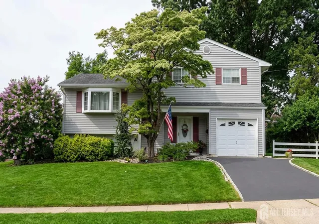 Photo 1 of Single family home for sale at 2 Peachwood Ct, Milltown, NJ 08850 | MLS# 2702586R | Listing updated on 2026-09-04