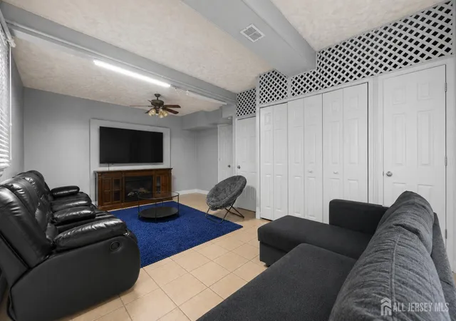 3rd image of 524 Lloyd Rd, Matawan, NJ 07747 | MLS# 2702828R