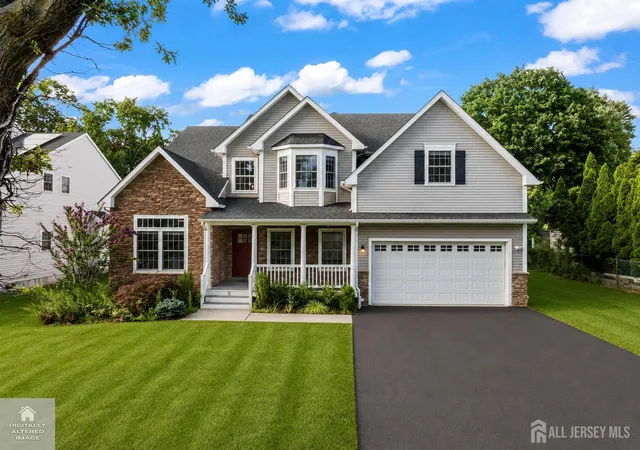 1st image of 5 Devoes Ln, East Brunswick, NJ 08816 | MLS# 2702627R