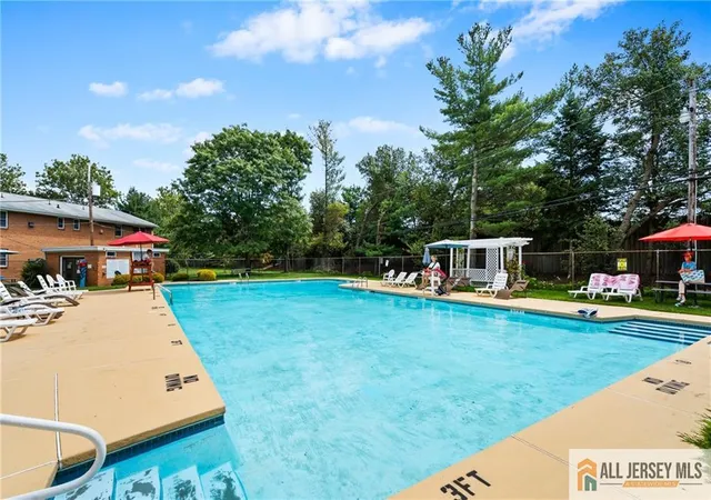 10th image of 132 The Orchard #L, East Windsor, NJ 08512 | MLS# 2770355M