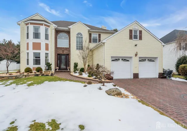 Homes for sale in Farmingdale, NJ | 6 Johnny Dr, Farmingdale, NJ 07727 | MLS# 2611309R