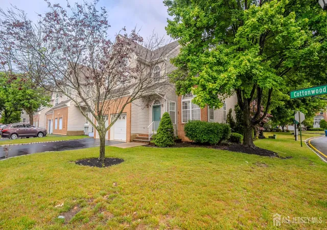 Homes for sale in North Brunswick, NJ | 1101 Cottonwood Ct, North Brunswick, NJ 08902 | MLS# 2700321R