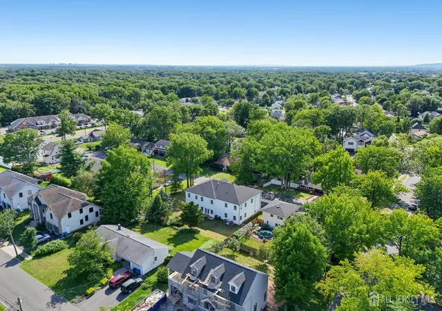 38th image of 20 Milton Ave, Edison, NJ 08820 | MLS# 2701106R