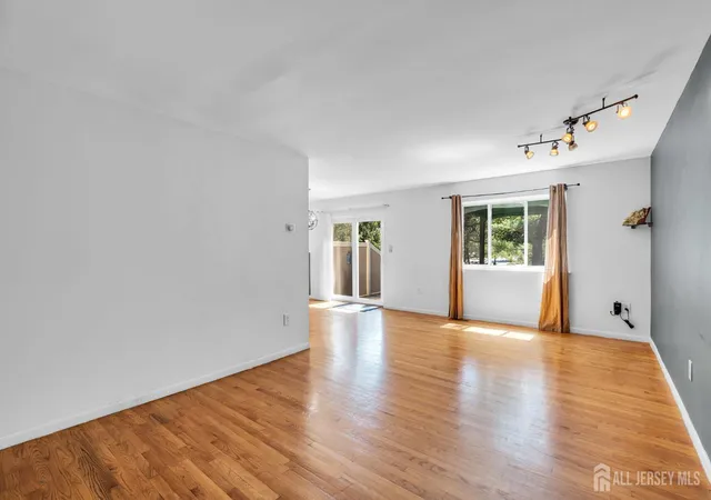 Photo 4 of Condo for sale at 168 Thoreau Dr, Plainsboro, NJ 08536 | MLS# 2618311R | Listing updated on 2026-09-18