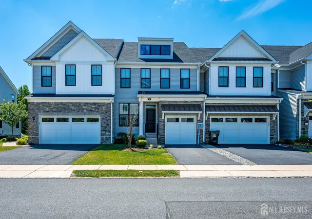 Homes for sale in Monroe, NJ | 14 Hyacinth Ln, Monroe, NJ 08831 | MLS# 2617753R