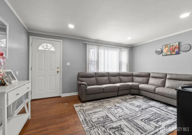 5th image of 429 1St St, Middlesex, NJ 08846 | MLS# 2700541R