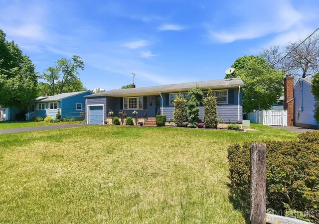 Homes for sale in Middlesex, NJ | 154 Mulberry Ln, Middlesex, NJ 08846 | MLS# 2615505R