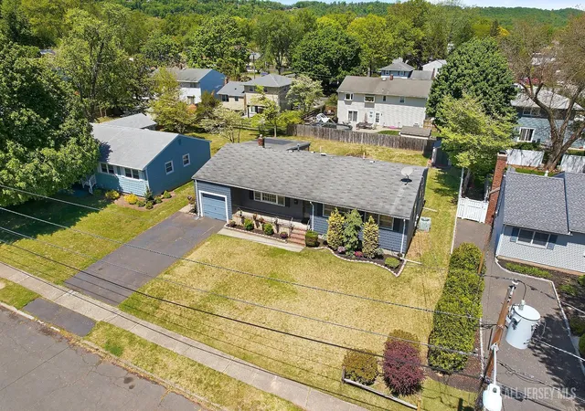 Homes for sale in Middlesex, NJ | 154 Mulberry Ln, Middlesex, NJ 08846 | MLS# 2615505R