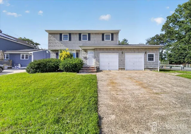 1st image of 204 Marlin Dr, Fords, NJ 08863 | MLS# 2702710R