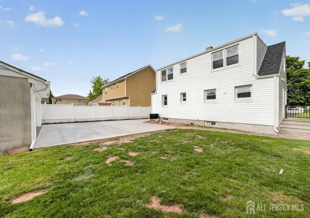 4th image of 121 Dorothy St, Carteret, NJ 07008 | MLS# 2615922R