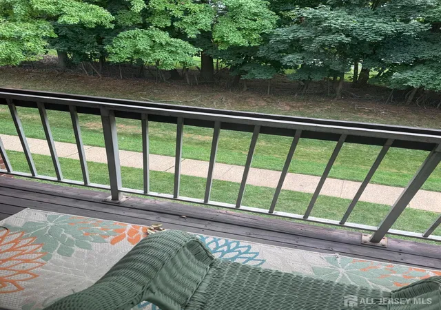 9th image of 18 Deanna Dr #48, Hillsborough, NJ 08844 | MLS# 2703577R