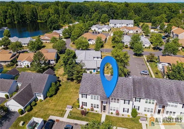 2nd image of 631 Madison Dr #B, Monroe Township, NJ 08831 | MLS# 2662315M